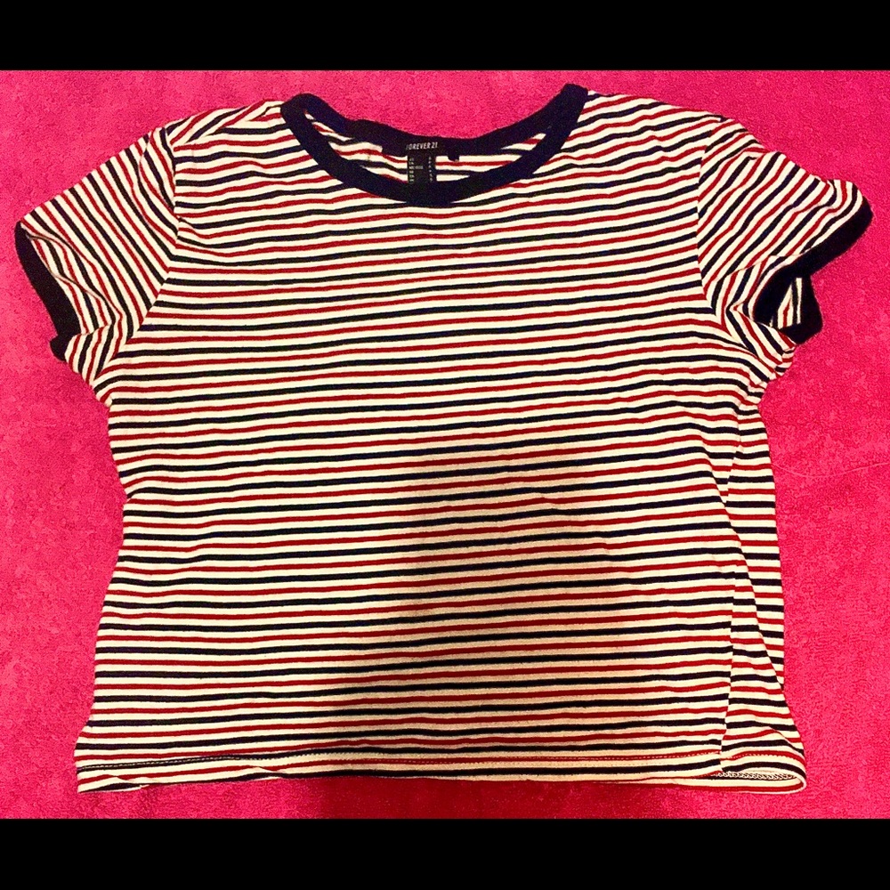 Forever 21 t shirt